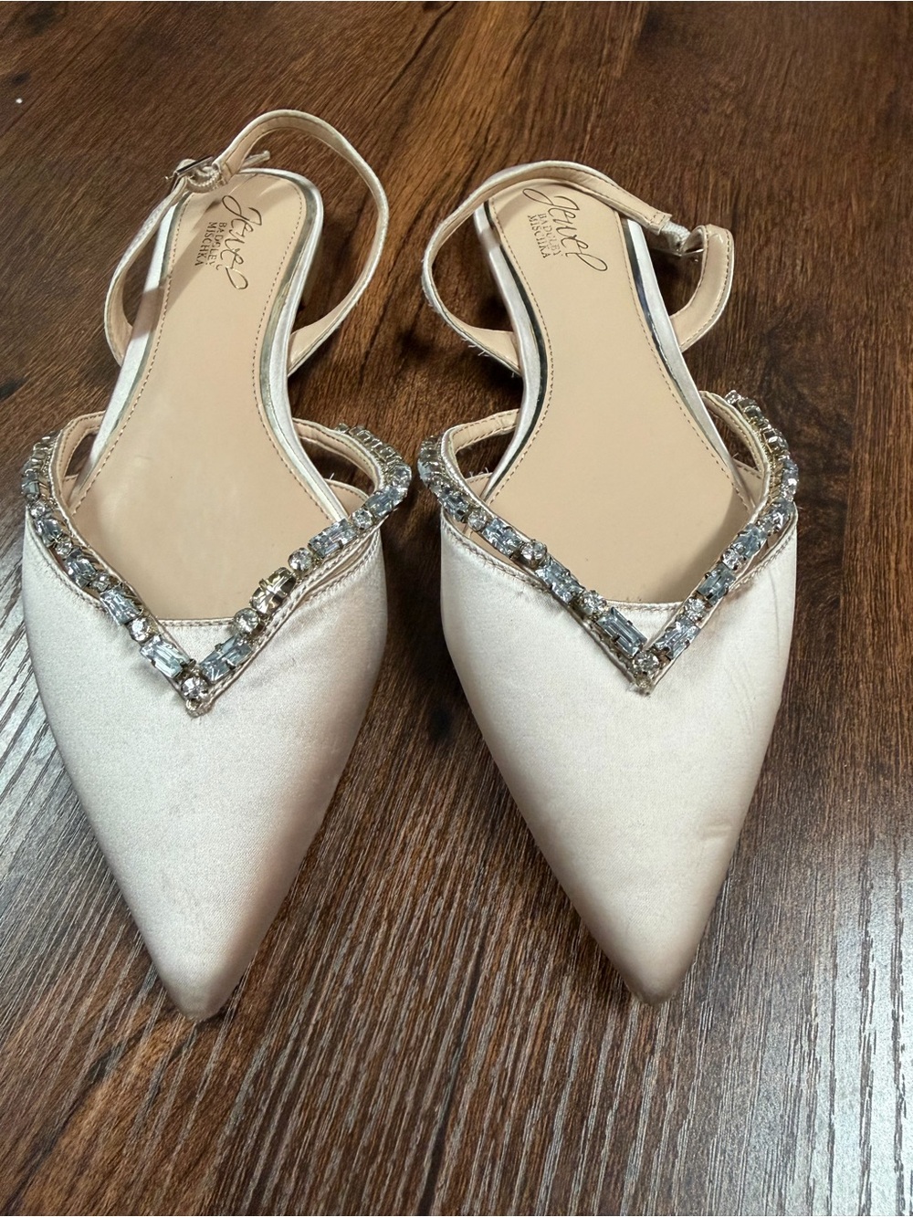 Jewel Badgley Mischka Cream Pointed Slingback Flats with Crystal Trim